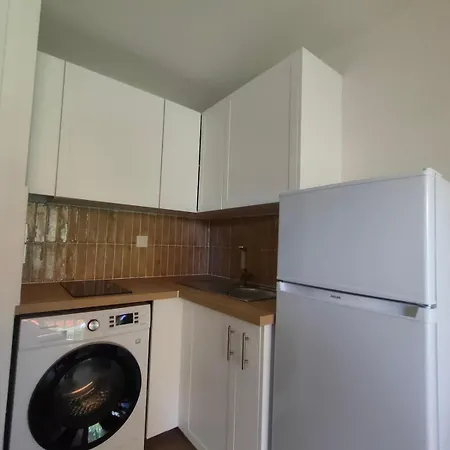 A A Pied & Terrasse Йер